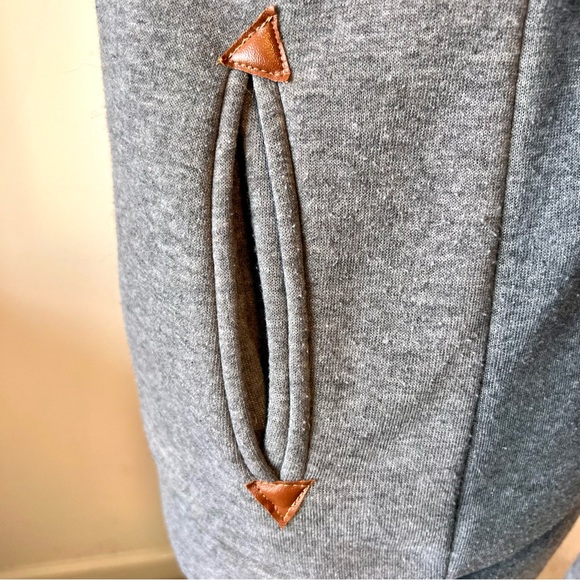 YISIDA Faux Suede Elbow Patch Camo Lined Hooded Sweatshirt—SZ. Medium - Picture 7 of 16